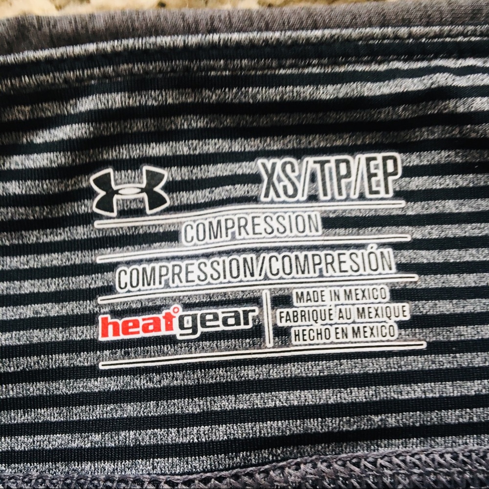 Underarmour gray cropped leggings size Xs - Picture 3 of 5
